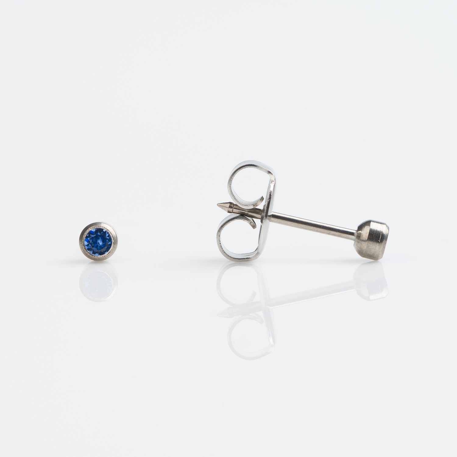 System 75™ 3mm Polished Titanium Bezel-Set Sapphire Crystal Piercing Studs
