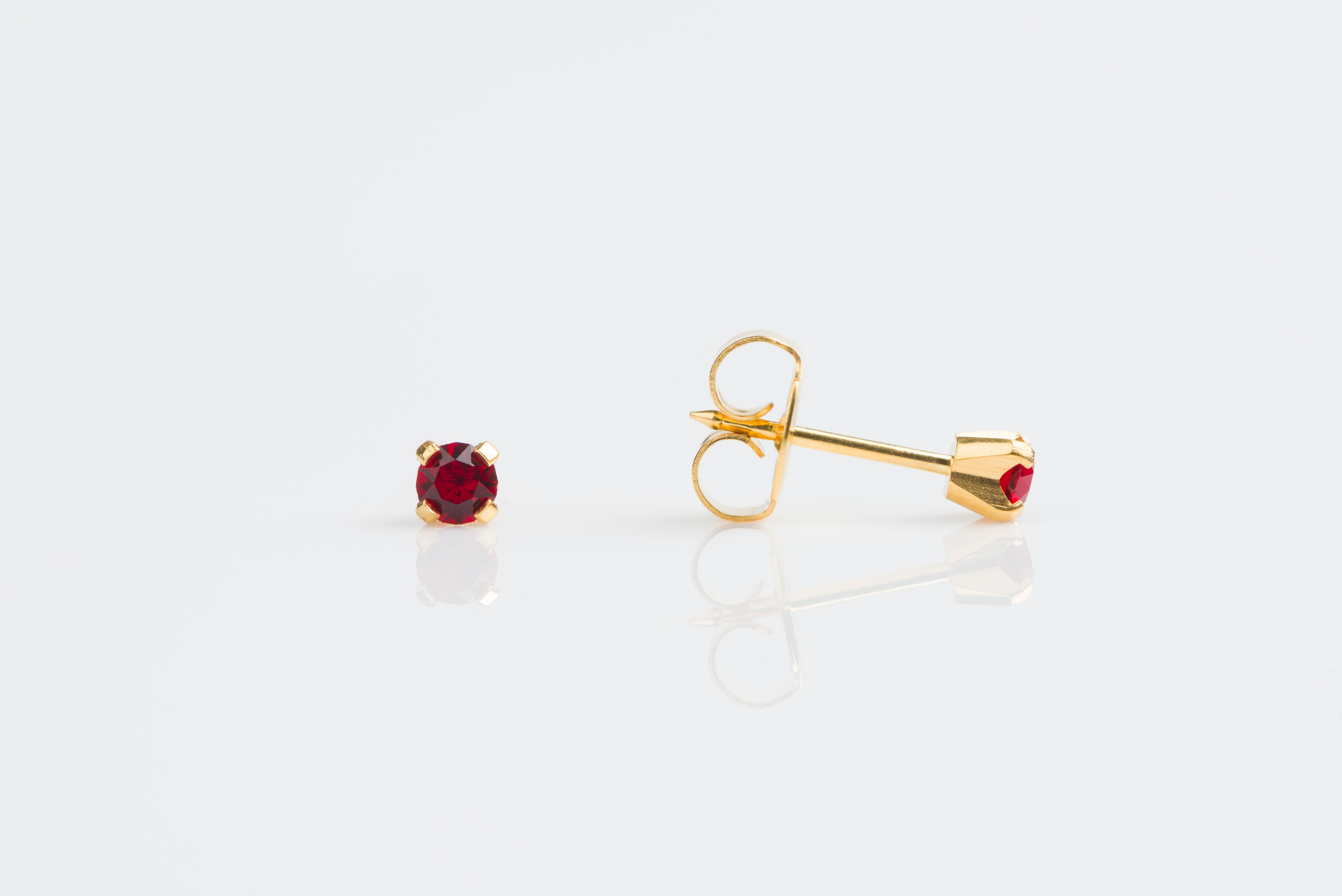 System 75™ 3mm Gold-Plated Prong-Set Garnet Piercing Studs