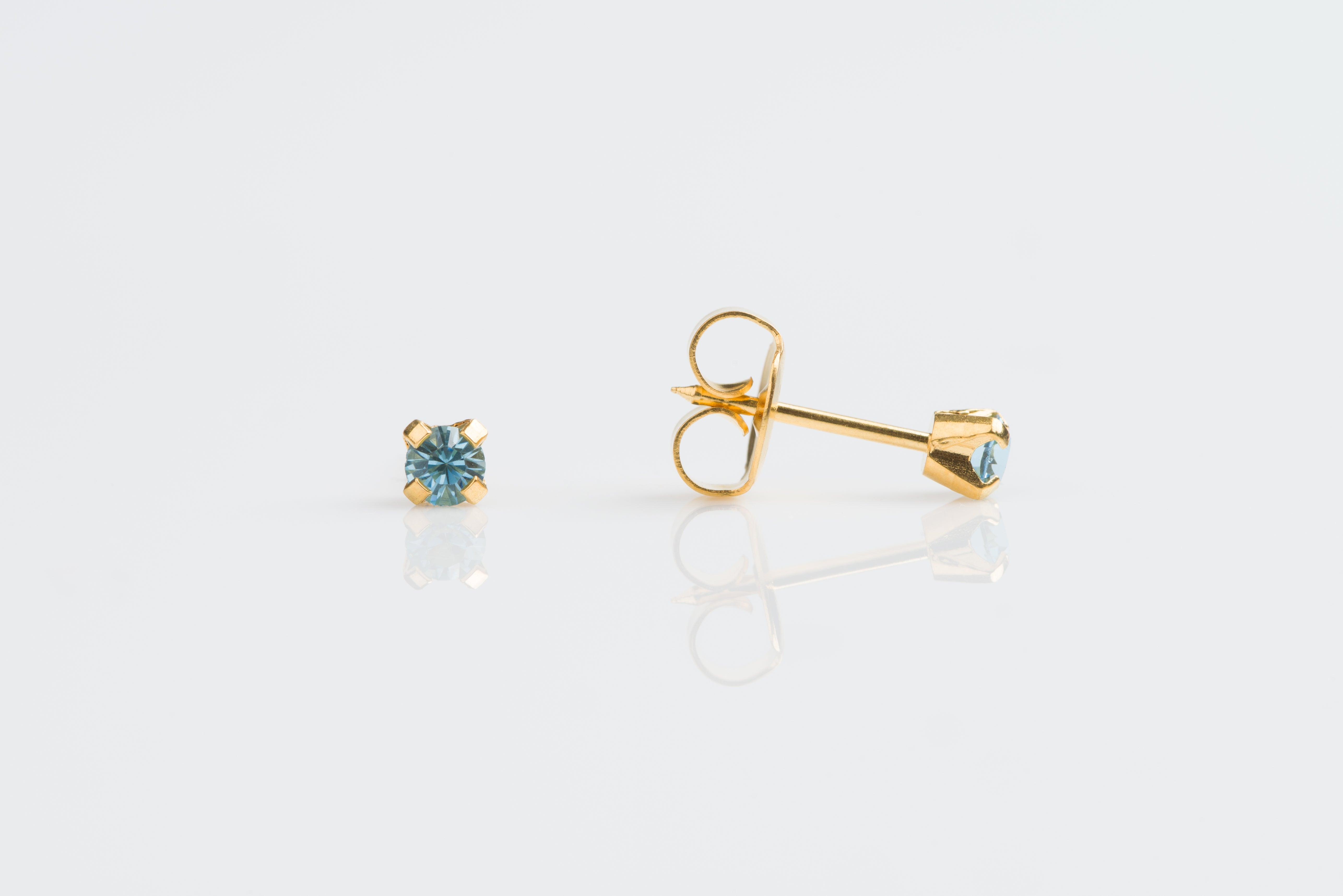 System 75™ 3mm Gold-Plated Prong-Set Aquamarine Piercing Studs