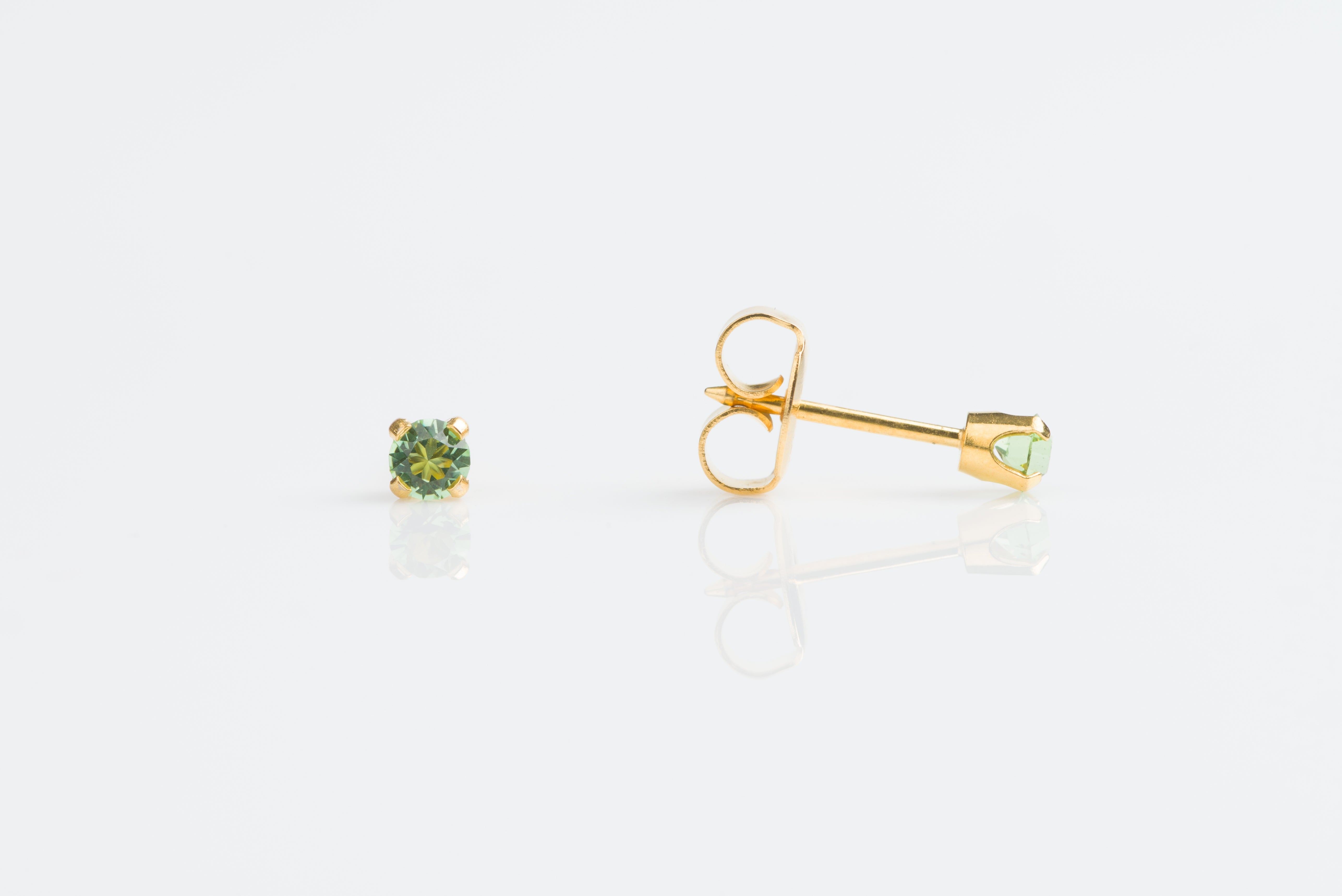 System 75™ 3mm Gold-Plated Prong-Set Peridot Piercing Studs