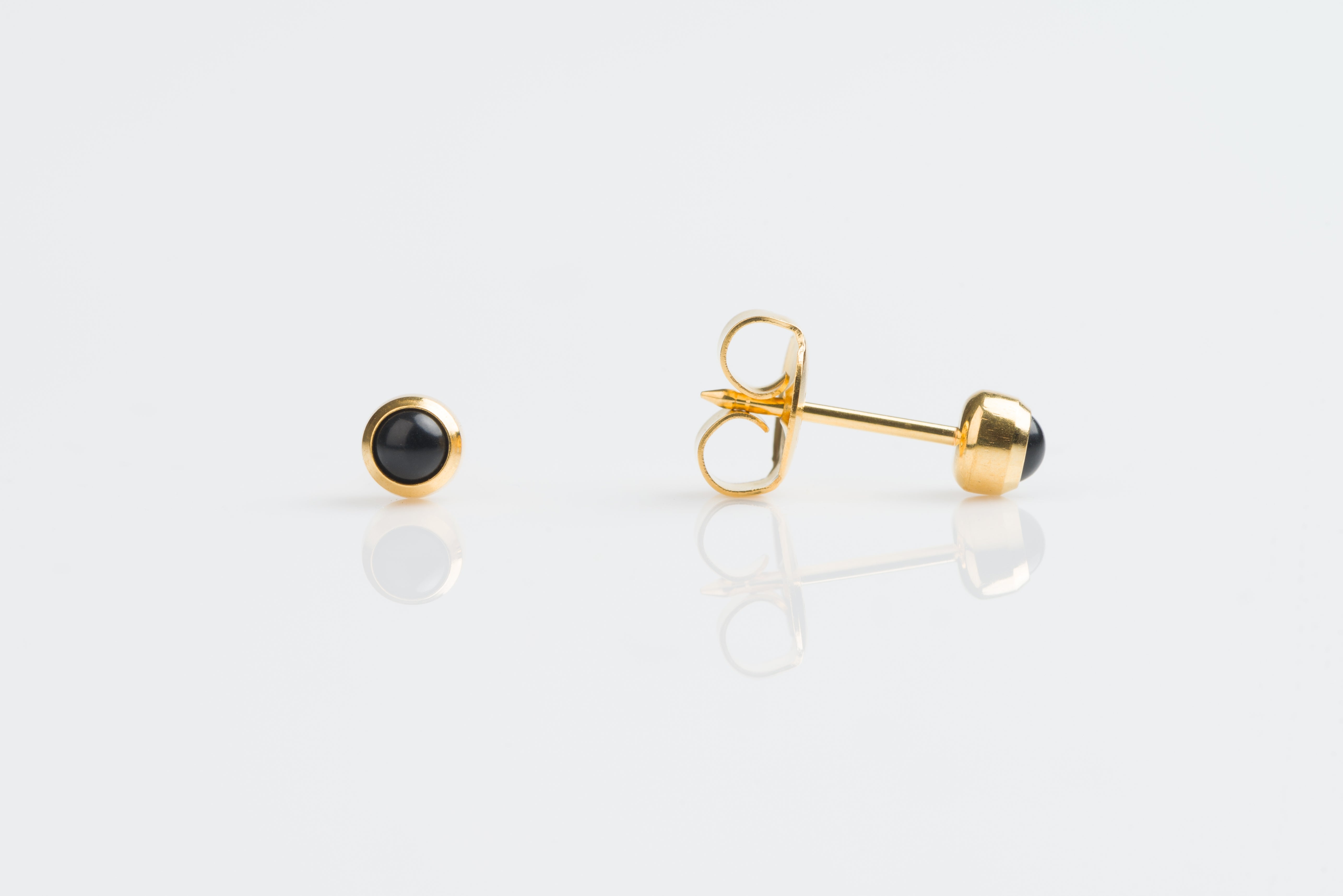 System 75™ 3mm Gold-Plated Bezel-Set Black Pearl Piercing Studs