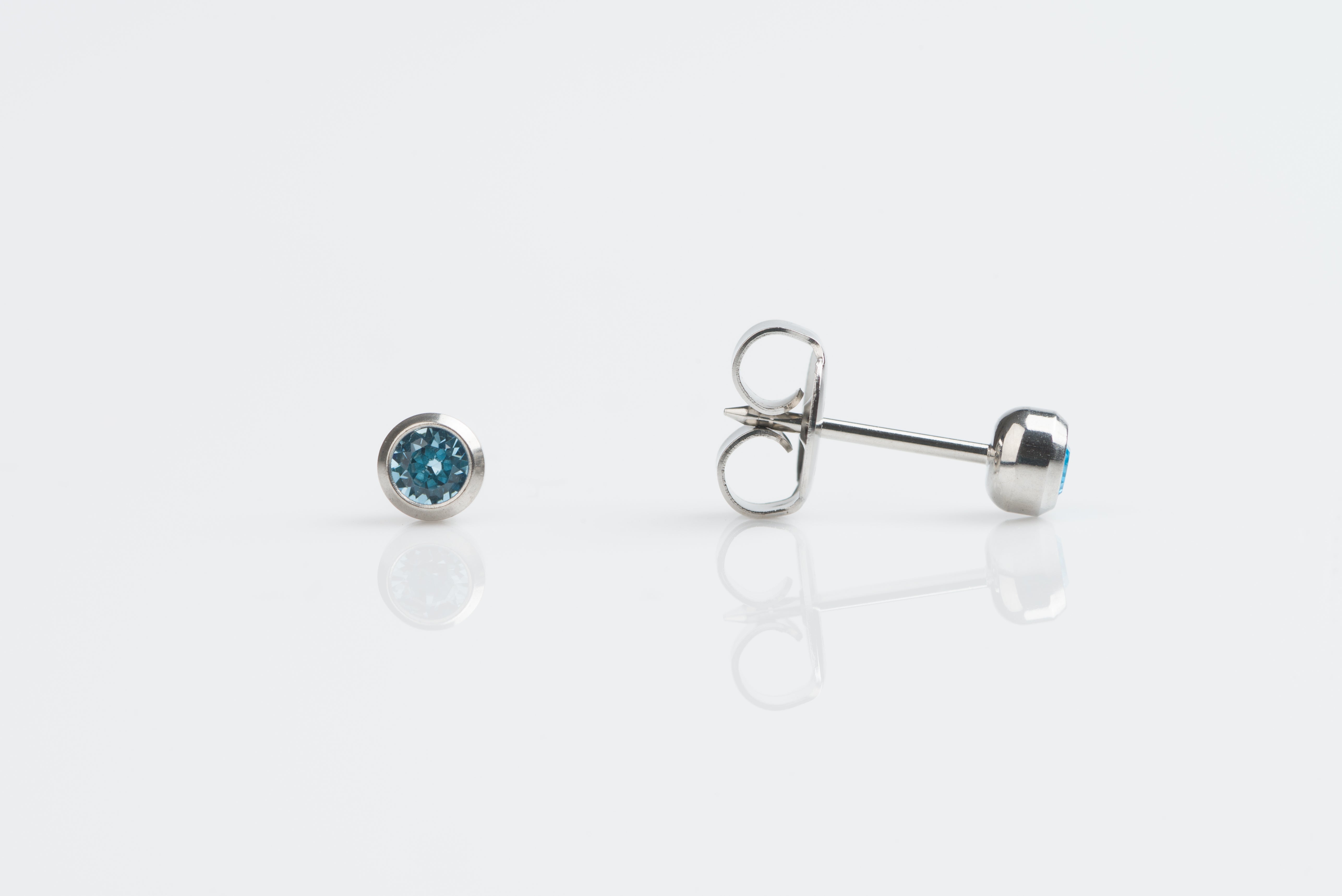 System 75™ 3mm Stainless Steel Bezel-Set Aquamarine Piercing Studs