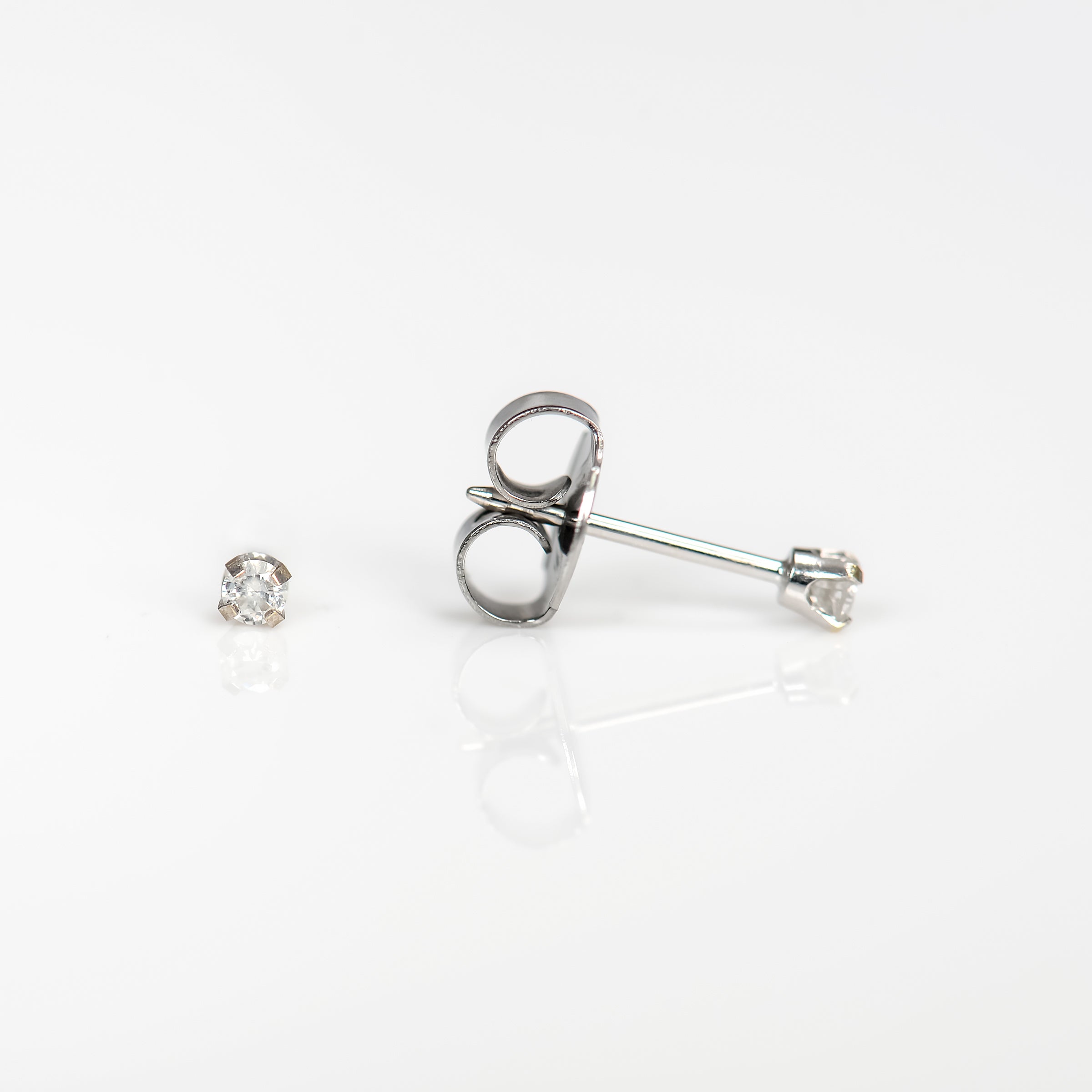 System 75™ 14K White Gold Prong-Set 3pt Natural Diamond Piercing Studs