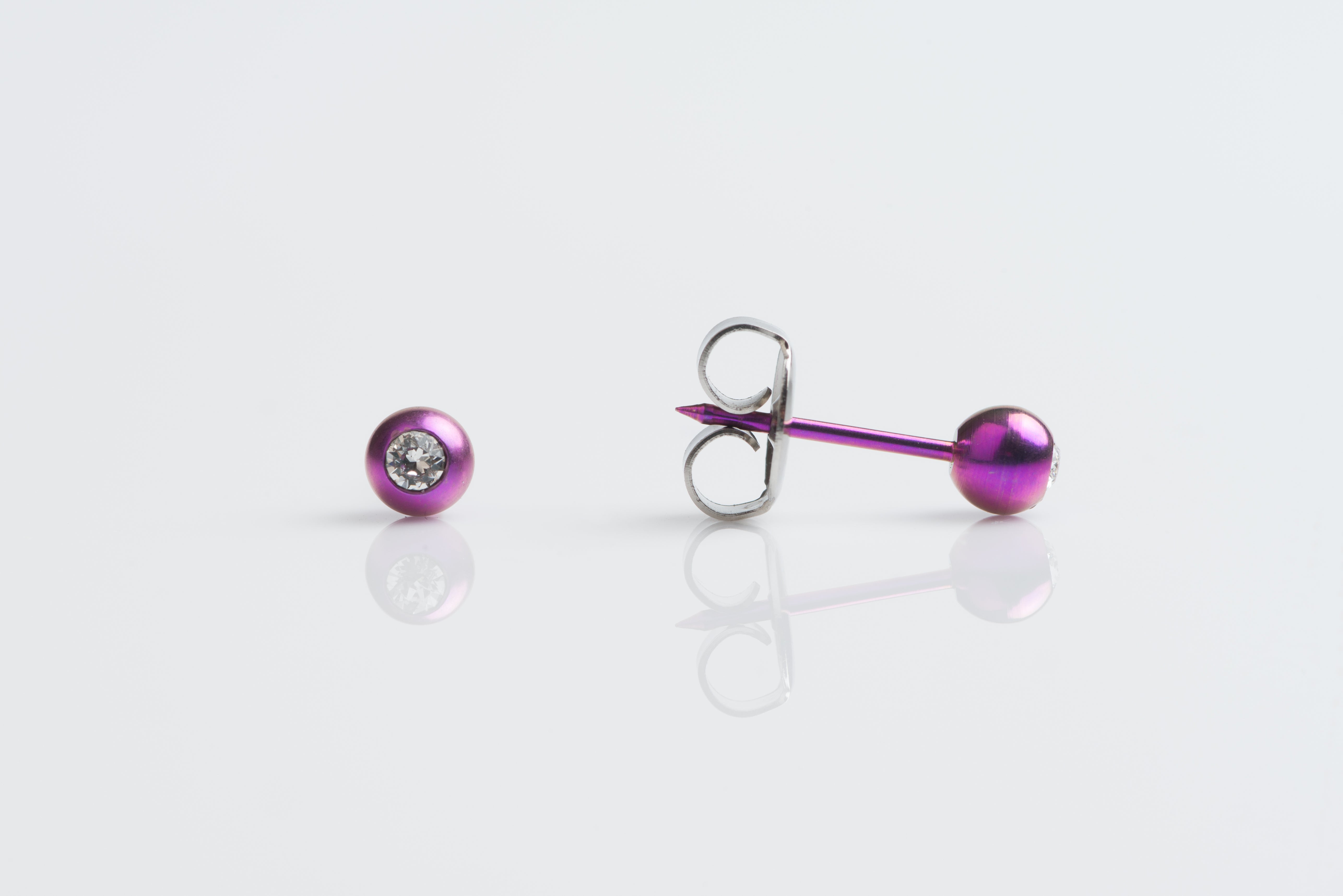 System 75™ 4mm Purple Titanium Crystal Ball Piercing Studs