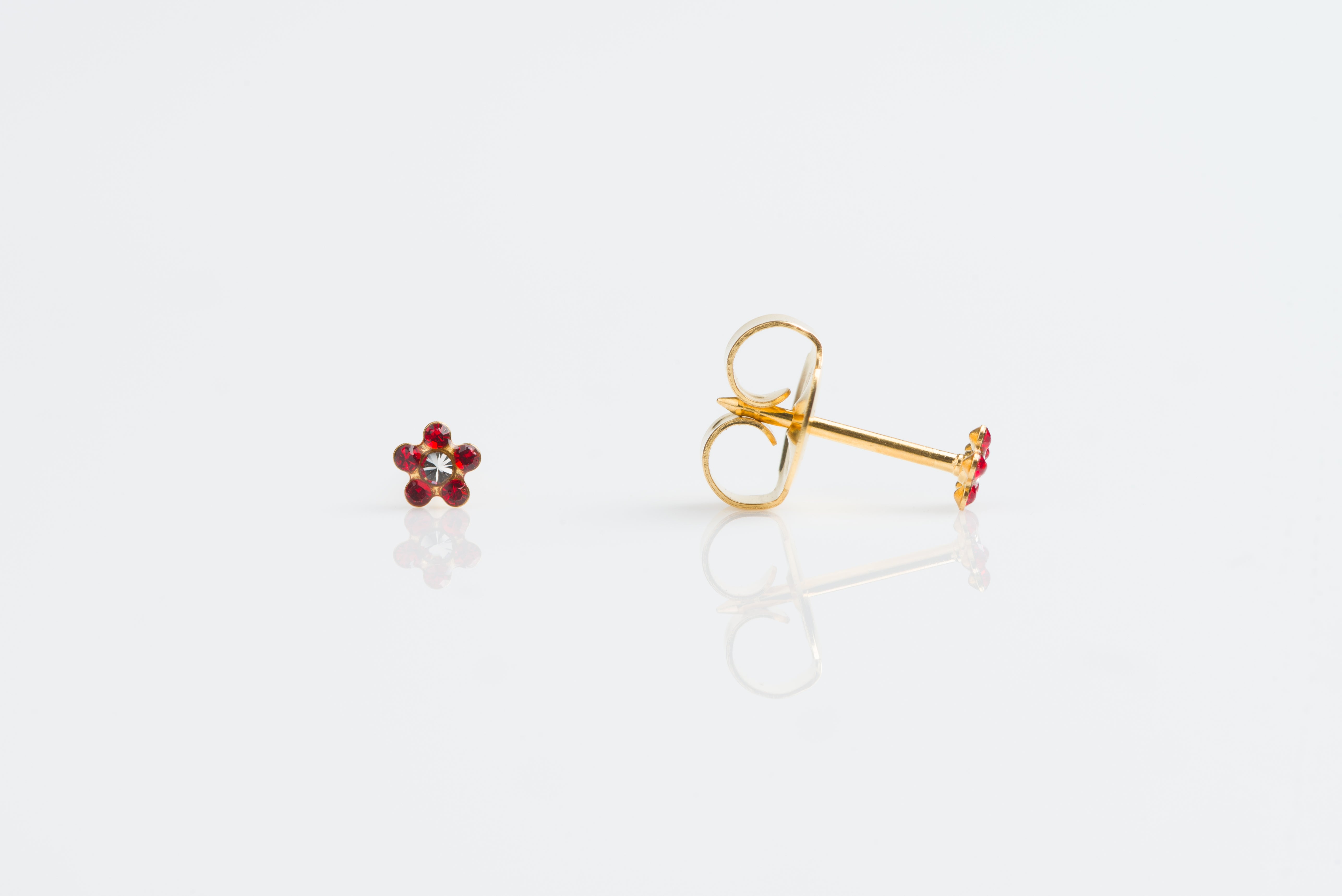System 75™ 5mm Gold-Plated Ruby & Crystal Daisy Piercing Studs