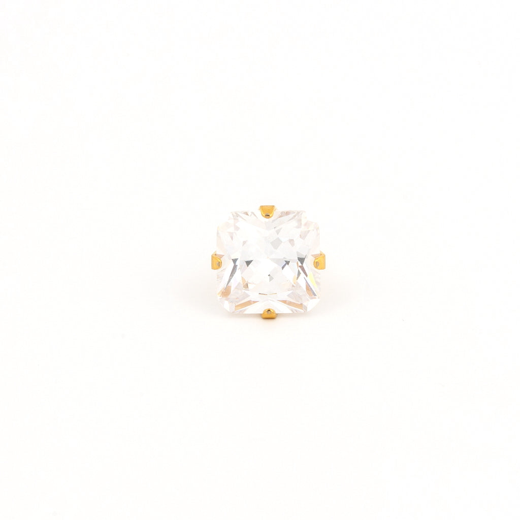 Sensitive Puff Pad Gold-Plated 8×8mm Princess Cut Prong-Set Cubic Zirconias