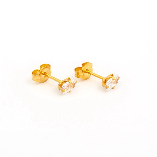 Sensitive Puff Pad Gold-Plated 5×3mm Prong-Set Cubic Zirconias