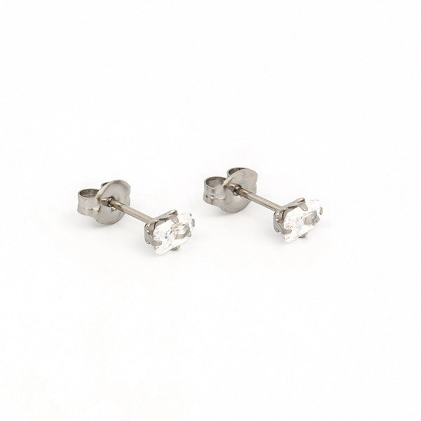 Sensitive Puff Pad Stainless Steel 5×3mm Prong-Set Cubic Zirconias