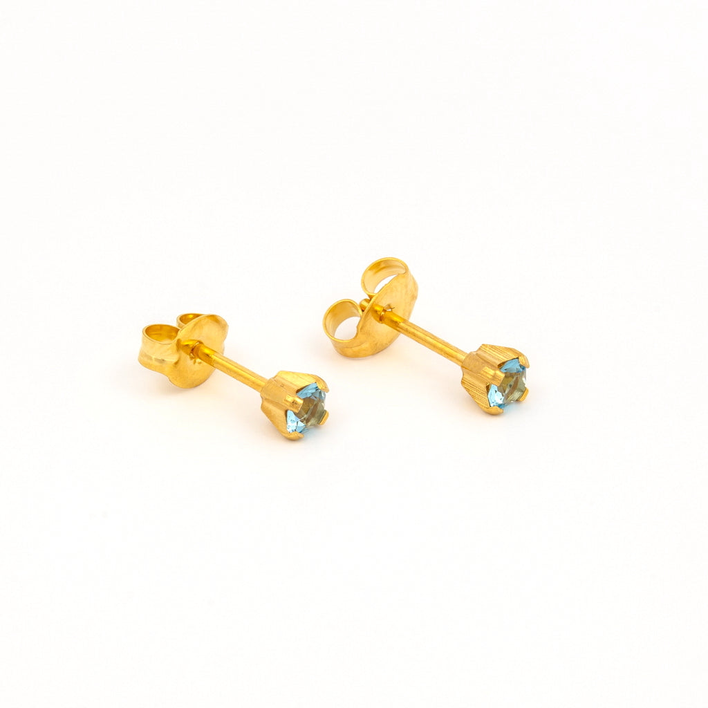 Tiny Tips™ Gold-Plated 3mm Prong-Set March Aquamarine Crystals